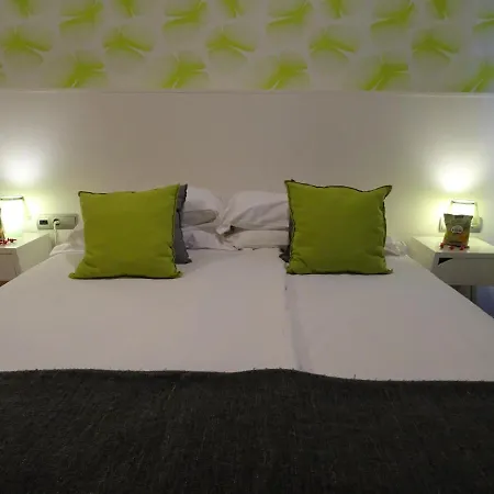 The Hotel 592 - Adults Only Guest house