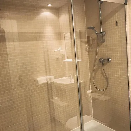 The Hotel 592 - Adults Only